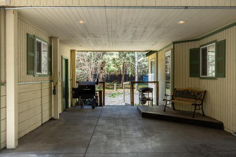 60195 Agate Rd, Bend, OR 97702 photo 4