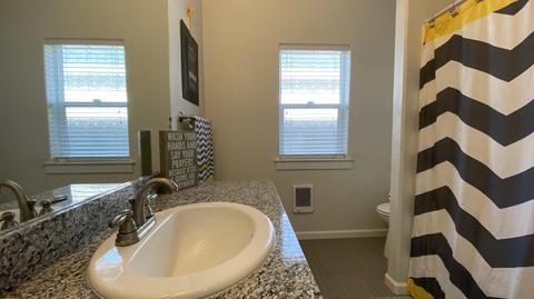 102 Greenview Dr, Eagle Point, OR 97524 photo 11