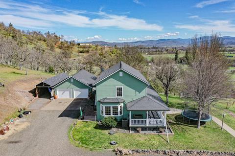 890 Nick Young Rd, Eagle Point, OR 97524 photo 20
