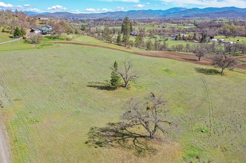 890 Nick Young Rd, Eagle Point, OR 97524 photo 28