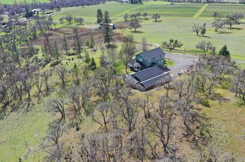 890 Nick Young Rd, Eagle Point, OR 97524 photo 29
