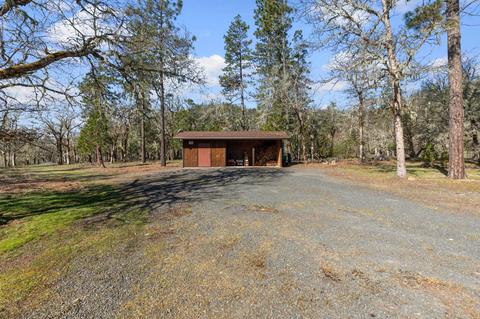 6250 W Side Rd, Cave Junction, OR 97523 photo 34