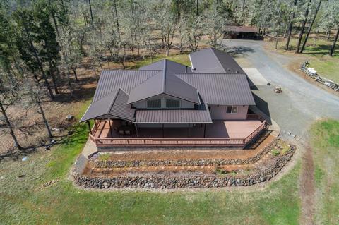 6250 W Side Rd, Cave Junction, OR 97523 photo 7