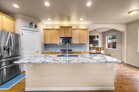 20526 Jacklight Ln, Bend, OR 97702 photo 12
