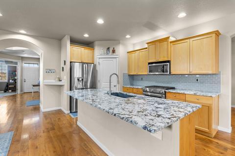20526 Jacklight Ln, Bend, OR 97702 photo 11