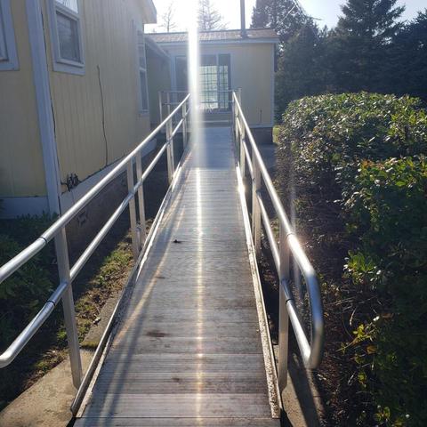 700 Garner Rd, Cave Junction, OR 97523 photo 3