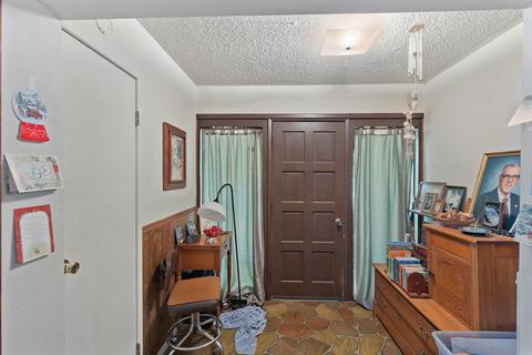 416 Cedar St, Rogue River, OR 97537 photo 2