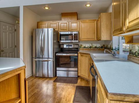 21260 Limestone Ave, Bend, OR 97703 photo 3