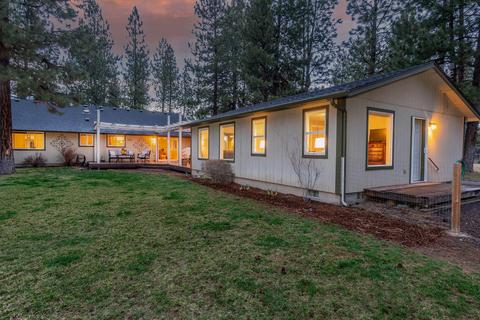 19459 Apache Rd, Bend, OR 97702 photo 2