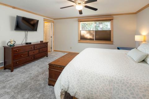 19459 Apache Rd, Bend, OR 97702 photo 20