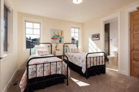 19308 Alianna Lp, Bend, OR 97702 photo 17