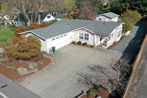 415 3rd St, Rogue River, OR 97537 photo 44