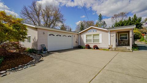 415 3rd St, Rogue River, OR 97537 photo 46