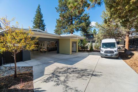 2736 Shields Dr, Bend, OR 97703 photo 32