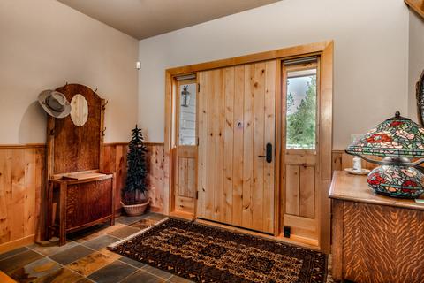 60450 Sunset View Dr, Bend, OR 97702 photo 8