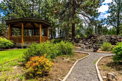 60450 Sunset View Dr, Bend, OR 97702 photo 37