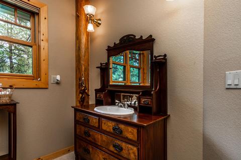 60450 Sunset View Dr, Bend, OR 97702 photo 31