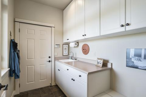 65965 White Rock Loop, Bend, OR 97703 photo 40
