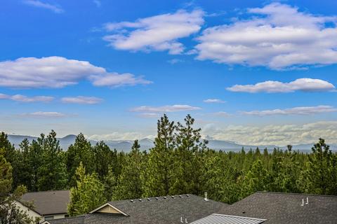 2543 NW Marken St, Bend, OR 97703 photo 38