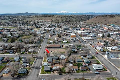 166 SE St, Madras, OR 97741 photo 32