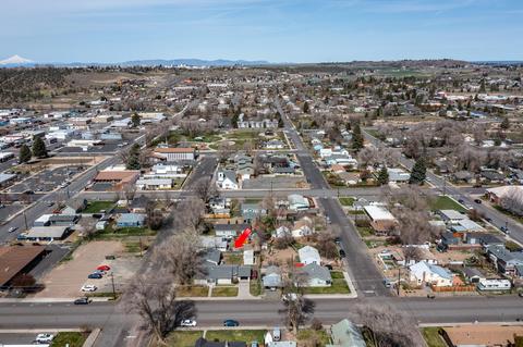 166 SE St, Madras, OR 97741 photo 35