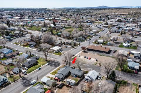 166 SE St, Madras, OR 97741 photo 38