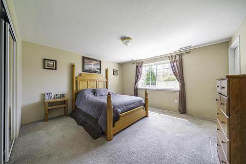 552 C St, Phoenix, OR 97535 photo 24