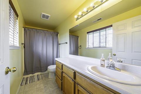 552 C St, Phoenix, OR 97535 photo 25