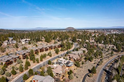 42 NW Skyliner Summit Loop, Bend, OR 97703 photo 52
