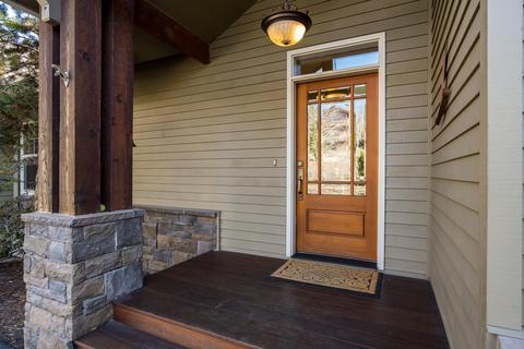 42 NW Skyliner Summit Loop, Bend, OR 97703 photo 3