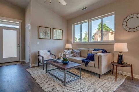 3895 NE Oakside Loop, Bend, OR 97701 photo 5
