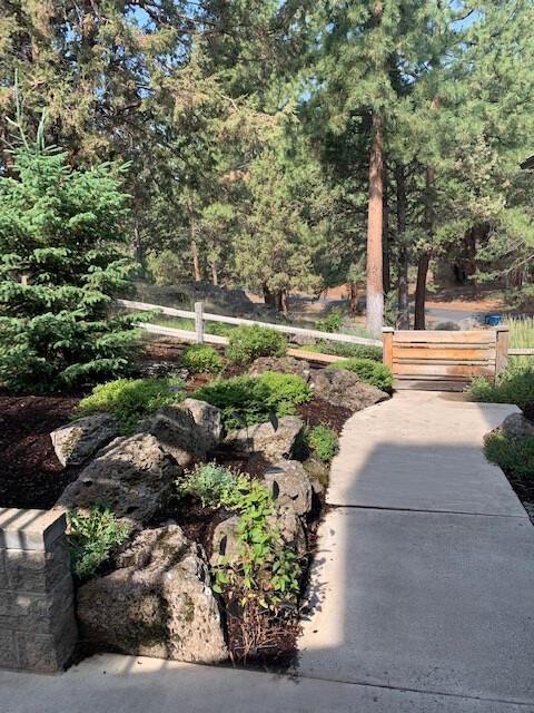 2185 NW Putnam Rd, Bend, OR 97703 photo 10