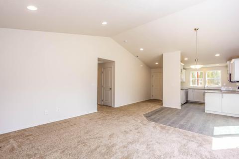 51407 Evans Way, La Pine, OR 97739 photo 6