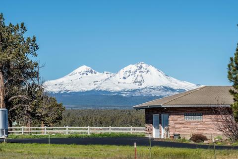 66079 Highway 20, Bend, OR 97703 photo 5