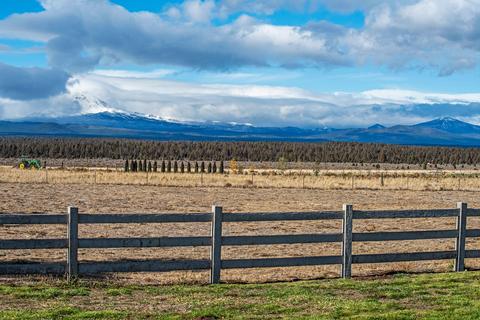 66079 Highway 20, Bend, OR 97703 photo 33