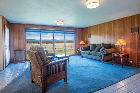 66079 Highway 20, Bend, OR 97703 photo 10