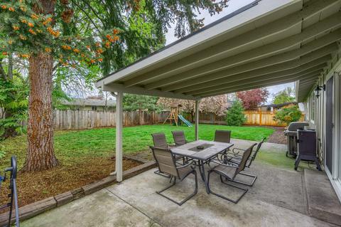 710 Freeman Rd, Central Point, OR 97502 photo 6