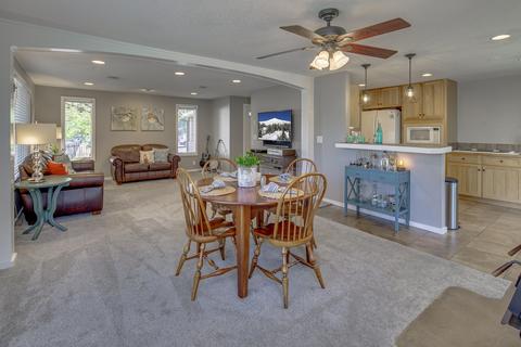 1631 NE Carson Way, Bend, OR 97701 photo 16