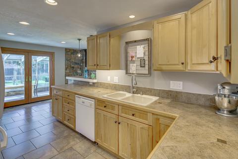 1631 NE Carson Way, Bend, OR 97701 photo 20