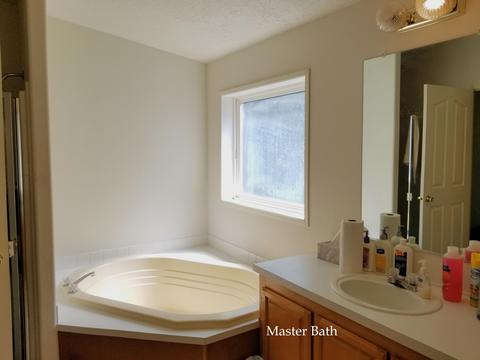 1075 E Crow Rd, Merlin, OR 97532 photo 27