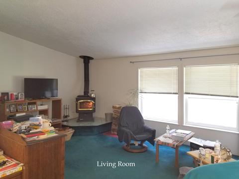 1075 E Crow Rd, Merlin, OR 97532 photo 15