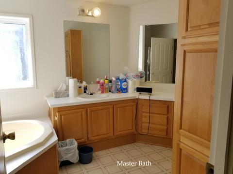1075 E Crow Rd, Merlin, OR 97532 photo 28