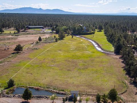 64142 Pioneer Loop, Bend, OR 97701 photo 38