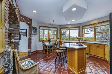 64142 Pioneer Loop, Bend, OR 97701 photo 11