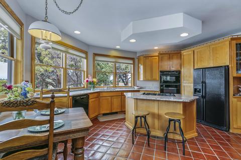 64142 Pioneer Loop, Bend, OR 97701 photo 10
