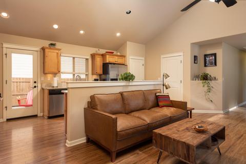 20274 Badger Rd, Bend, OR 97702 photo 11