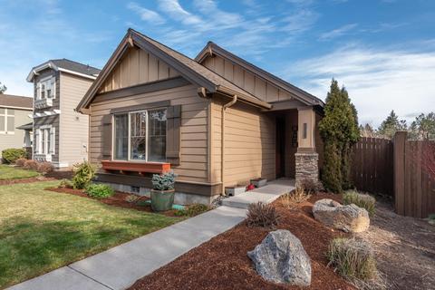 20274 Badger Rd, Bend, OR 97702 photo 2