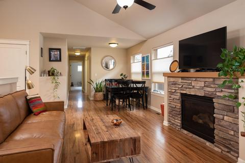 20274 Badger Rd, Bend, OR 97702 photo 4