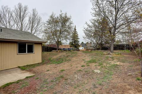 63258 Gallop Ct, Bend, OR 97701 photo 19