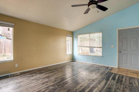 63258 Gallop Ct, Bend, OR 97701 photo 2